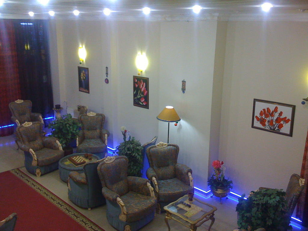 كارس Hotel Temel المظهر الخارجي الصورة